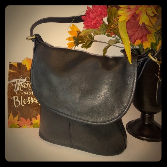 Coach Handbags - Coach❤Whitney Bag - Vintage